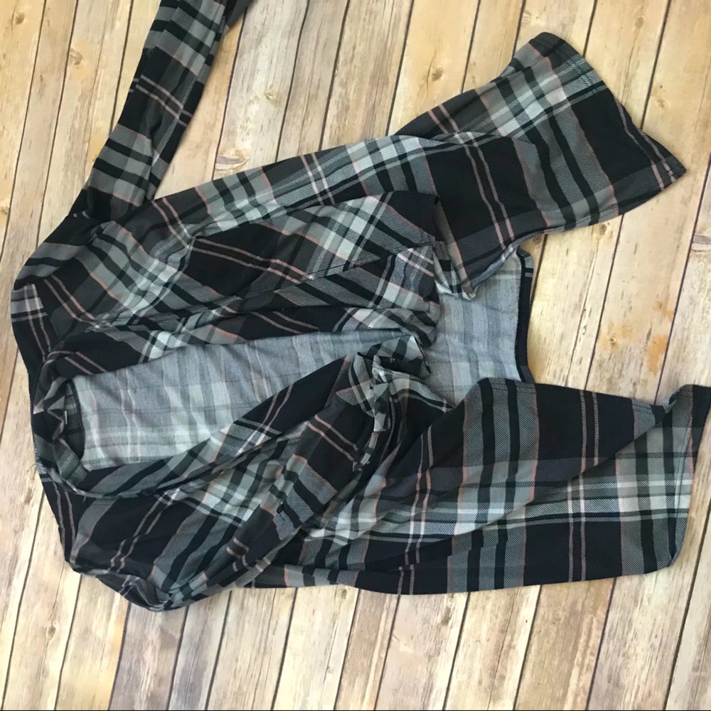 Black & Pink checkered Cardigan